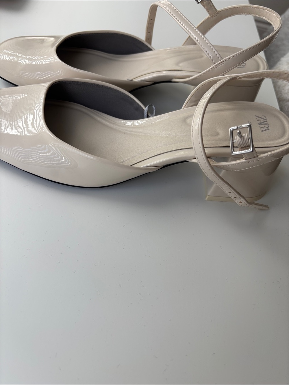 Zara Patent Cream Block Heel Slingback Pumps - Picture 2 of 6